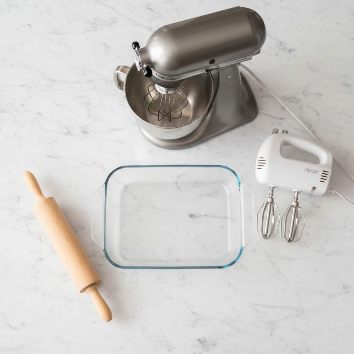 Strawberry Pretzel Salad equipment