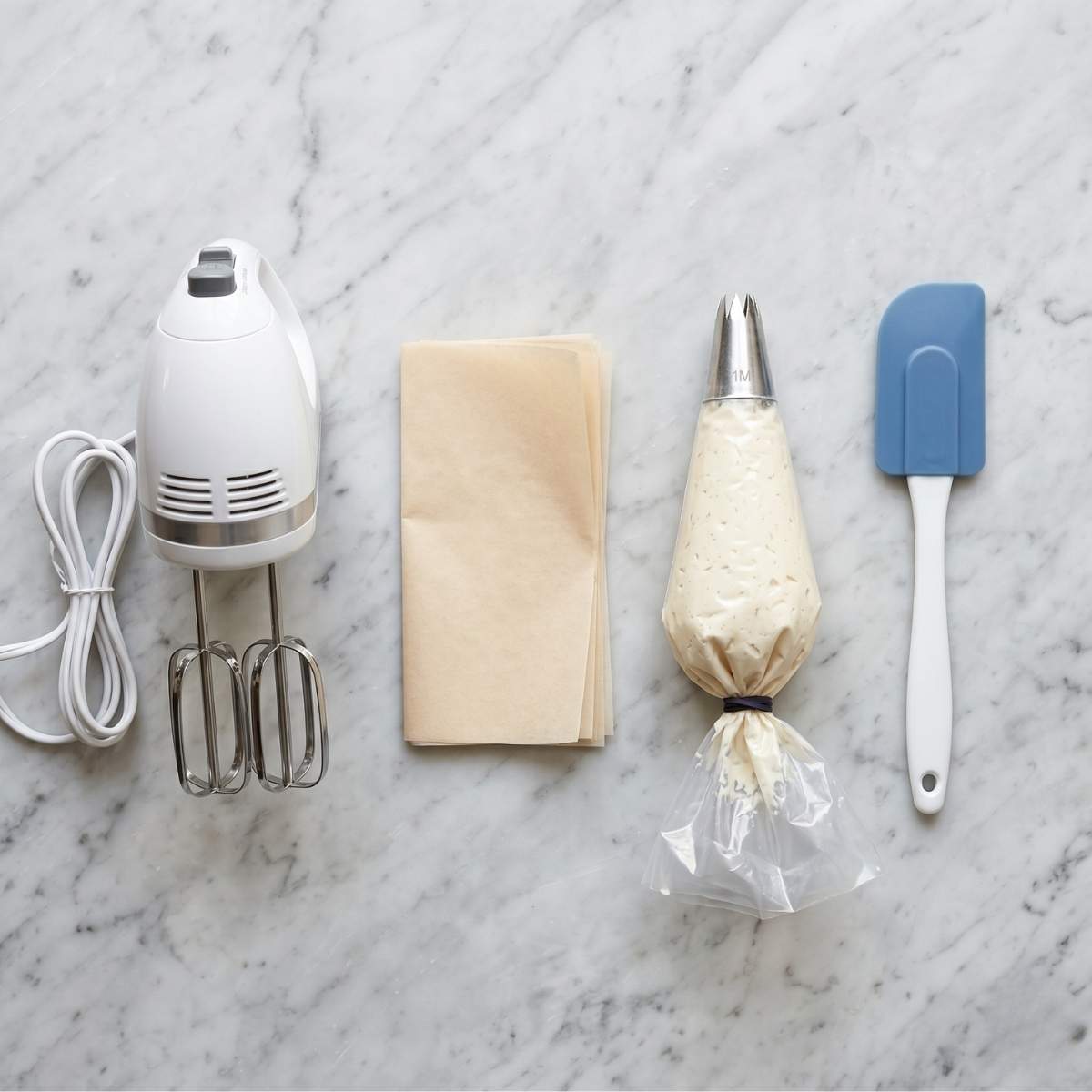 Mini Pavlova Recipe Equipment